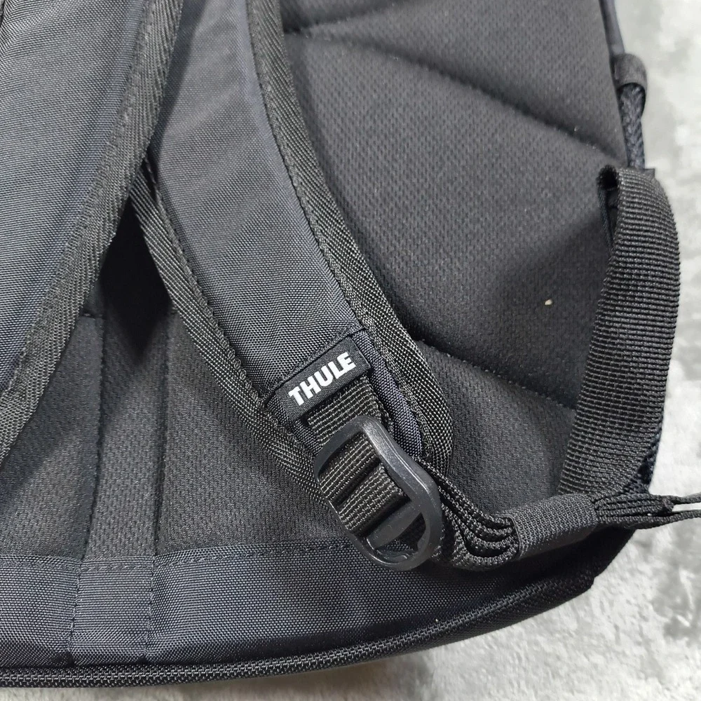 Thule bag gently
